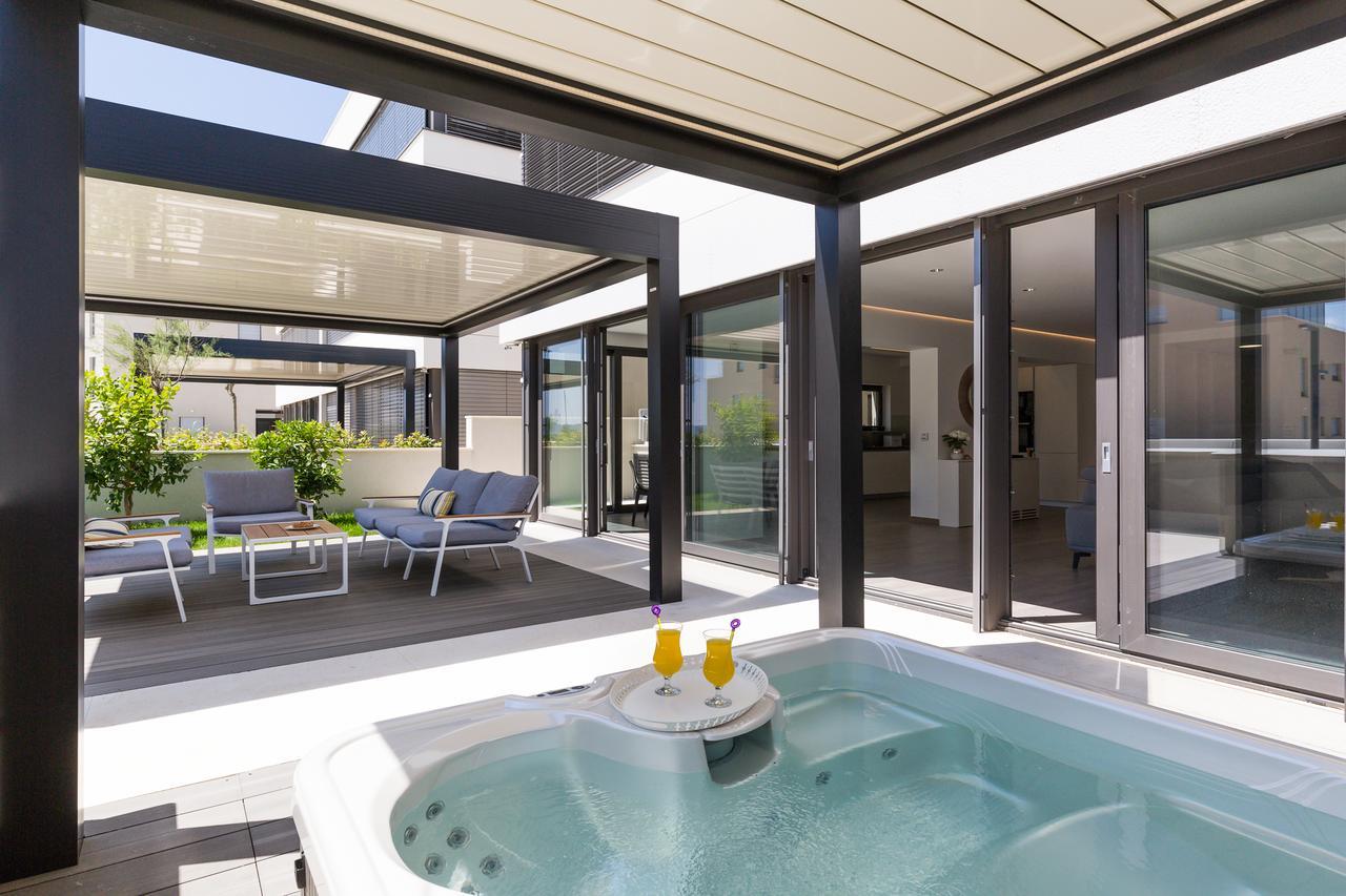 Shell Luxury Residences With Pool And Whirlpool Задар Екстериор снимка