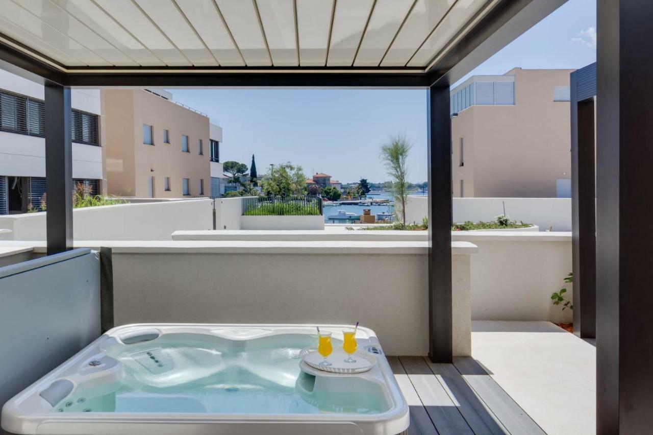 Shell Luxury Residences With Pool And Whirlpool Задар Екстериор снимка