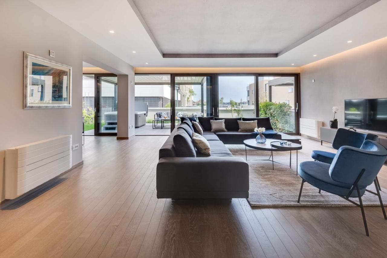 Shell Luxury Residences With Pool And Whirlpool Задар Екстериор снимка