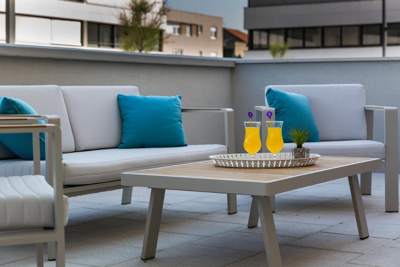 Shell Luxury Residences With Pool And Whirlpool Задар Екстериор снимка